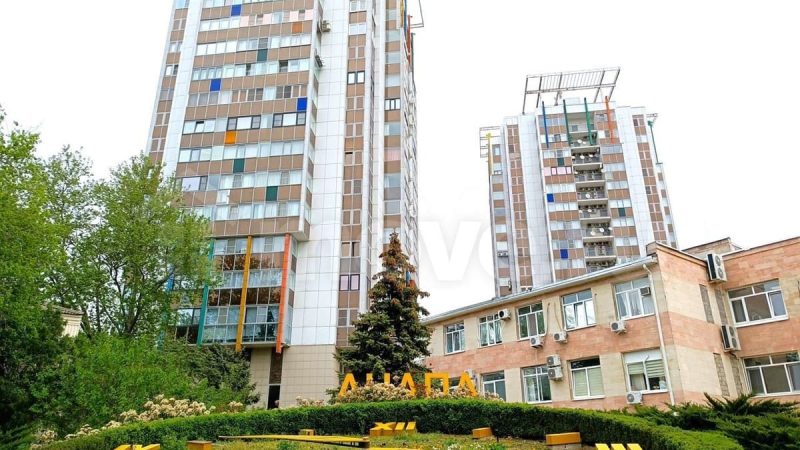 Продается 2-комнатная квартира, 66 м², Анапа, ул. ленина,                                                     9                                                                Онлайн-показ