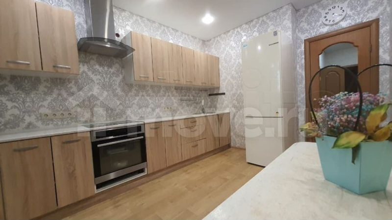 Продаю 2-комнатную квартиру, 63 м²,                                                     Анапа