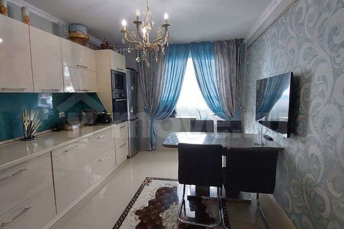 Продажа 2-комнатной квартиры, 64 м², Анапа, ул. ленина,                                                     194