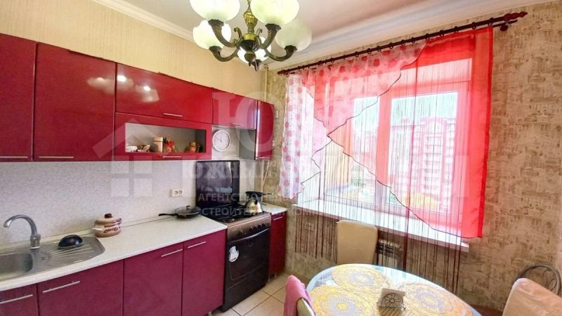 Продаем 2-комнатную квартиру, 50.6 м², Анапа, ул. омелькова,                                                     28