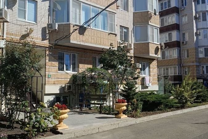 Продам 2-комнатную квартиру, 56 м², Анапа, ул. лермонтова,                                                     116в