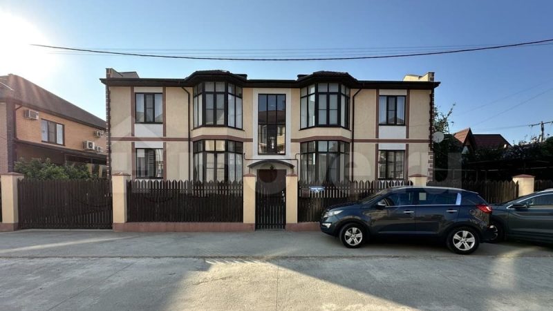 Продаем 3-комнатную квартиру, 80 м², Анапа, ул. верхняя дорога,                                                     73а