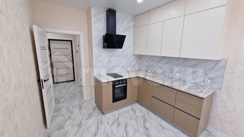 Продаем 2-комнатную квартиру, 65.4 м², Анапа, ул. омелькова,                                                     93