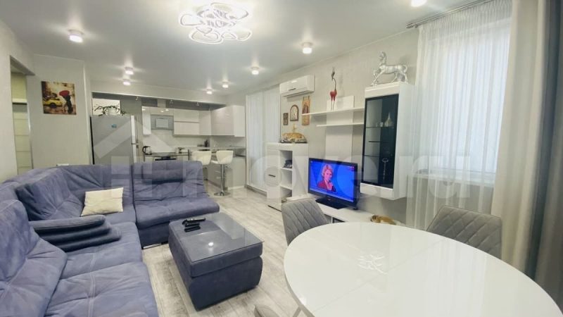 Продаю 1-комнатную квартиру, 59.9 м²,                                                     Анапа